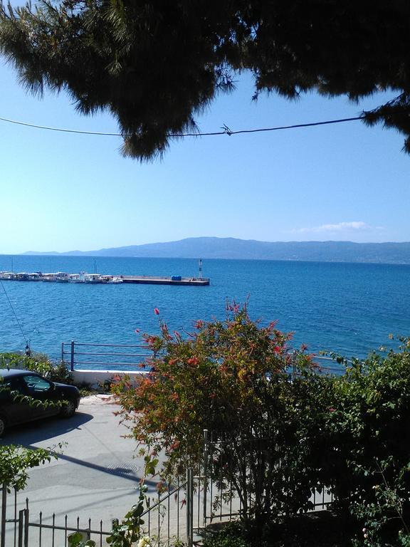 Aparthotel Iliahtides Amarynthos Eksteriør bilde
