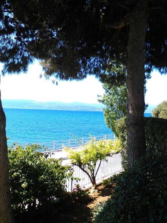 Aparthotel Iliahtides Amarynthos Eksteriør bilde