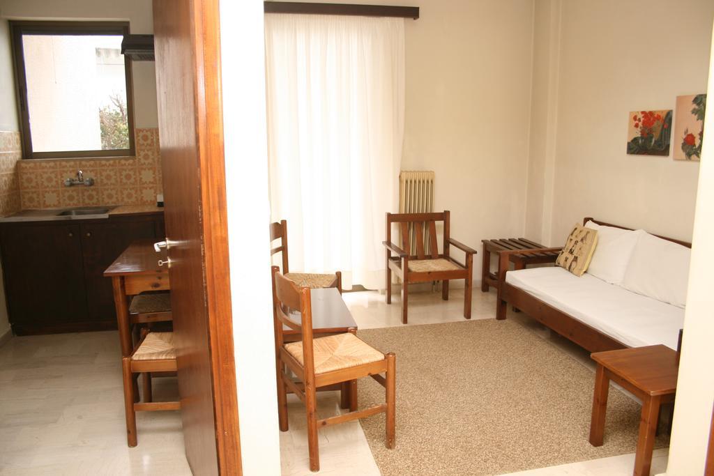 Aparthotel Iliahtides Amarynthos Eksteriør bilde
