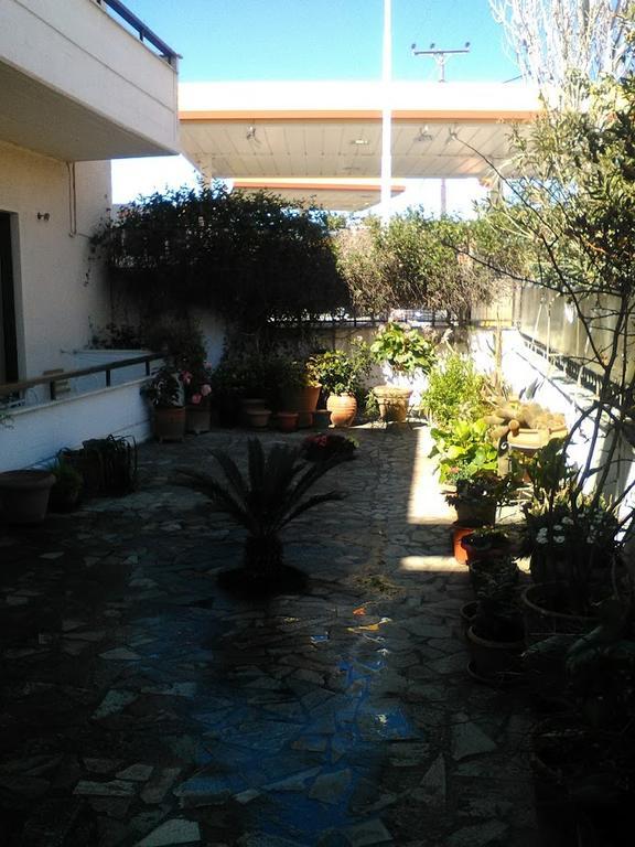 Aparthotel Iliahtides Amarynthos Eksteriør bilde