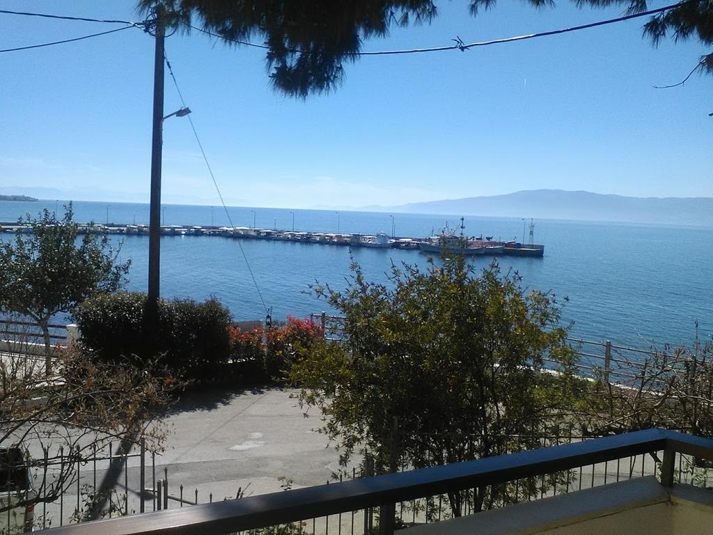 Aparthotel Iliahtides Amarynthos Eksteriør bilde